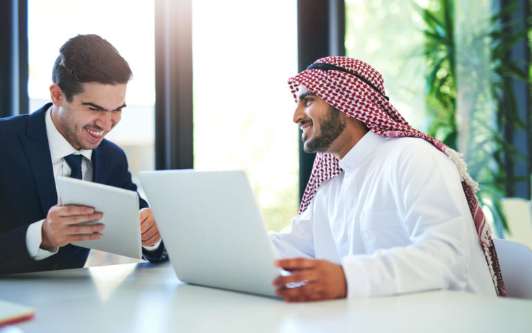 الدمج الذكي بين المحتوى والبرمجة: مستقبل التسويق يبدأ من الـ Backend